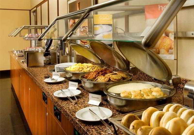 Courtyard By Marriott San Antonio Seaworld/Lackland Экстерьер фото