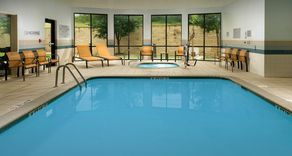 Courtyard By Marriott San Antonio Seaworld/Lackland Экстерьер фото